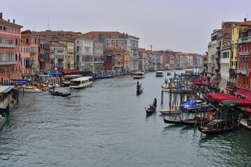 Fototapeta na wymiar City view of the grand canal, Venice, Italy. 