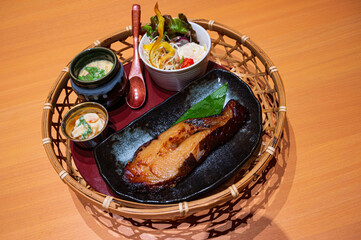 魚の煮付け/照り焼き