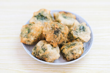 Chaoshan classic snacks: rice cake, leek fruit