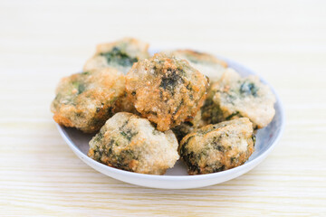 Chaoshan classic snacks: rice cake, leek fruit