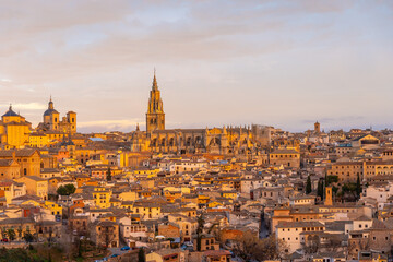 Fototapeta premium Toledo medieval city of Castilla La Mancha from the mountain, Spain. View from the Ermita del Valle. Alzacar and Santa Iglesia Primada.
