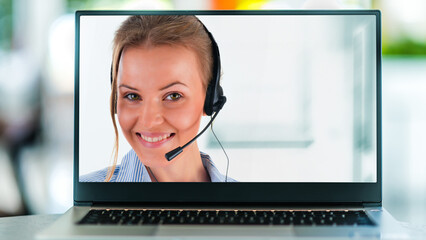 Computer displaying a call center operator