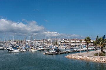 Fototapeta na wymiar Marina in Lagos in the Algarve