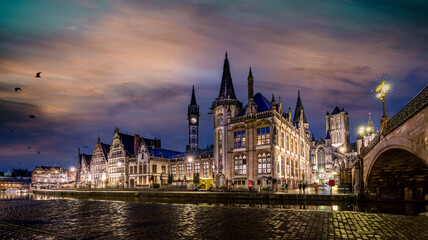 Fototapeta na wymiar Beautiful Gent at night