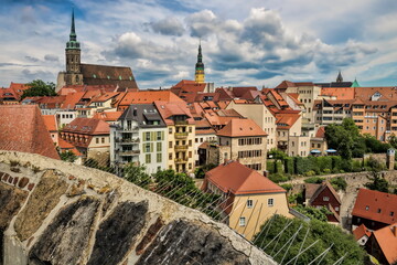 Obraz premium bautzen, deutschland - stadtpanorama mit dom st. petri