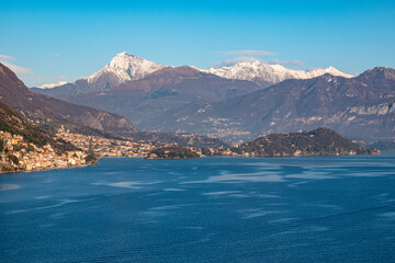 Fototapeta na wymiar Landscape of Lake Como from Valle Intelvi