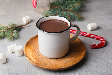 Obraz na płótnie Canvas Cup of natural hot chocolate on light background