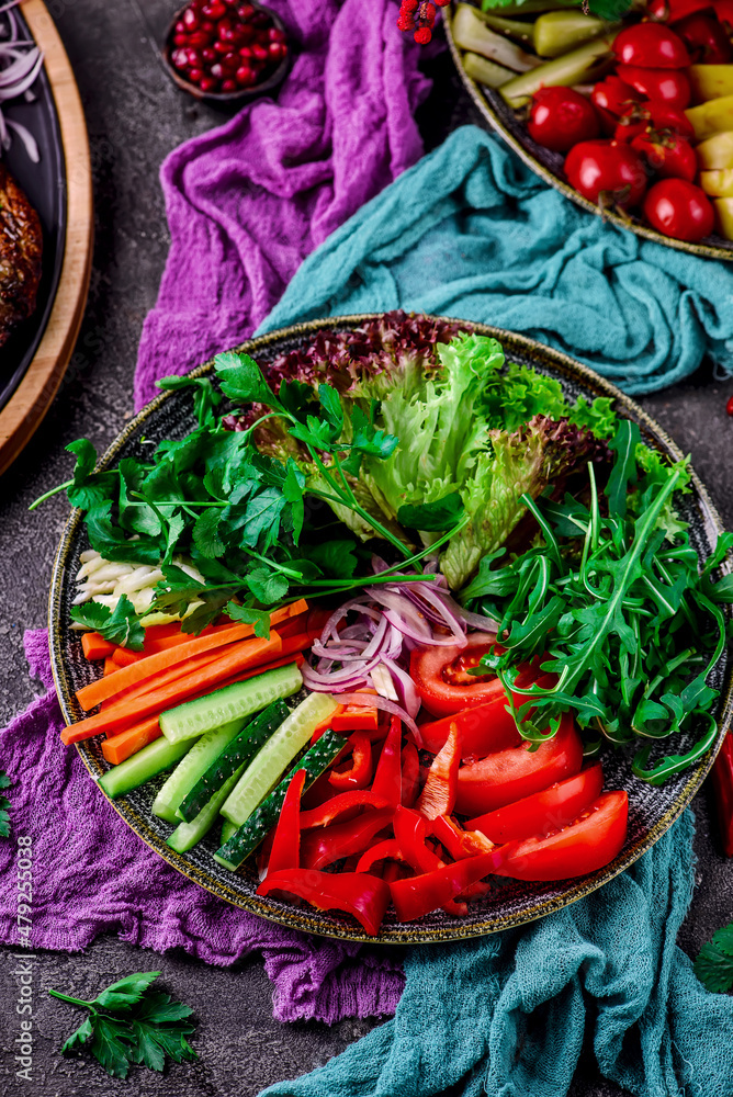 Sticker Fried halloumi vegetable salad.style rustic.