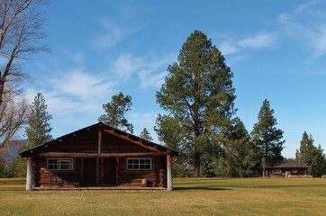Fototapeta premium old log house