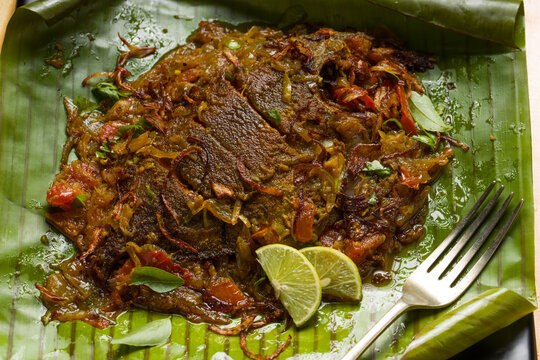  Kerala Meen Pollichathu or fish pollichathu