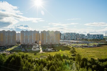 Obraz premium Beautiful sunny view on buildings and church