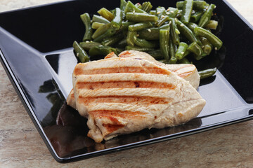 Grilled turkey steak with green bean