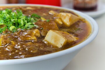 美味しそうな麻婆丼