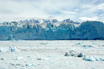 アラスカ、ハバード氷河に到達