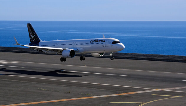 Lufthansa Airbus A321 271 landing at Madeira Airport, Madeira Island, Portugal