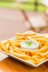 Porção de batata frita