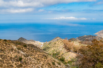 Fototapeta na wymiar Mountain landscape of Catalina Island