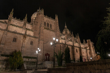 Obraz premium MONASTERIO DE SAN ESTEBAN LOS DOMINICOS SALAMANCA DE NOCHE 2021