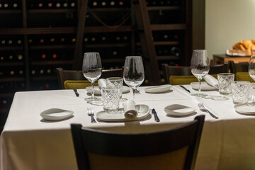 MESA DE RESTAURANTE