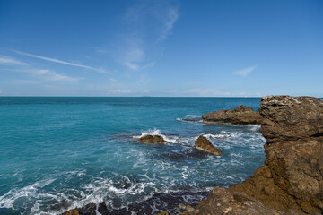 mare scogli paesaggi 