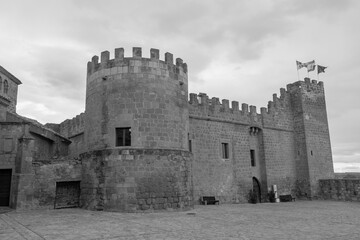 Monteagudo de las Vicar&iacute;as (Soria)