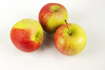 Three ripe juicy delicious apples