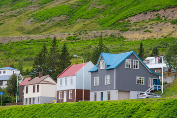 Fototapeta na wymiar town of Siglufjordur in Nordic Iceland