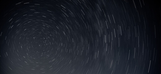 Larga exposición estrella polar fotografia nocturna