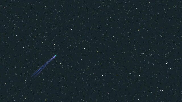 Spectacular comet in the night sky, ZOOM IN EASE.