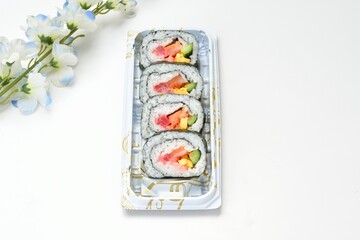 海鮮太巻き寿司