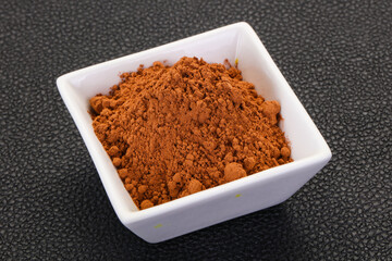 Cocoa powder in the bowl