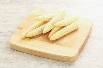 Raw natural organic baby corn
