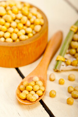 organic soya beans