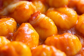 Primo piano di deliziosi gnocchi di patate alla sorrentina, Cibo Italiano
