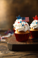 Cupcakes decorated for the US national holiday