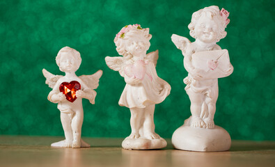 figurine angel