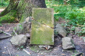 Landschaftspark Machern - Rittergrab