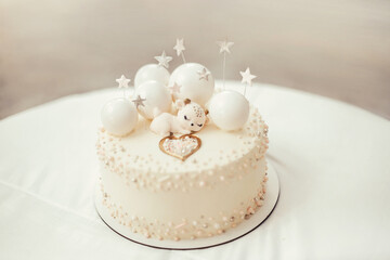 Fototapeta na wymiar delicate vanilla cake for a child