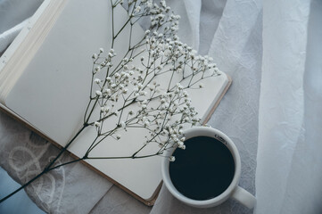 Fototapeta na wymiar breakfast coffee flowers aesthetics wallpapers for your phone planner