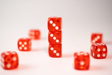 Stacking of 3 red dice