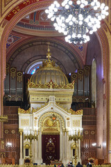 Fototapeta na wymiar Dohany synagogue altar in Budapest. Historical hebrew landmark in Hungary.