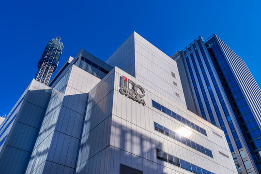 横浜 みなとみらい地区「IDC大塚家具横浜みなとみらいショールーム」のビルディング