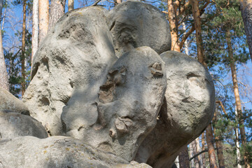 Fototapeta na wymiar unusual kulcanic stones, natural sculpture