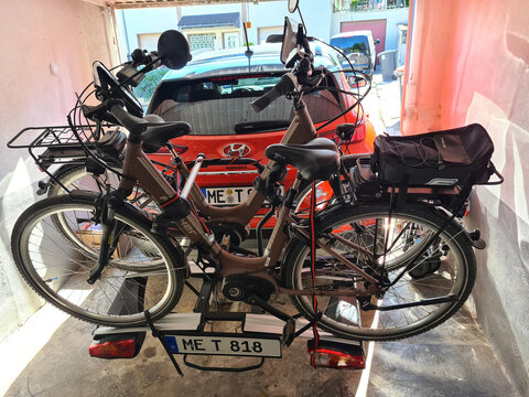 HEILIGENHAUS, NRW, GERMANY - JUNE 13, 2020:
Bikes Loaded on the Back of a Car