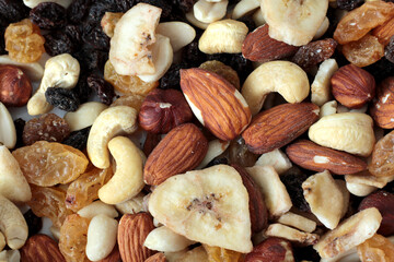 mix of dried fruits and nuts