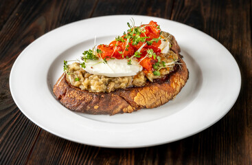 Sandwich with baked eggplant