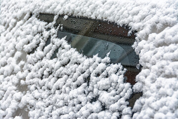 March thaw in the city with a drop and wet heavy snow.