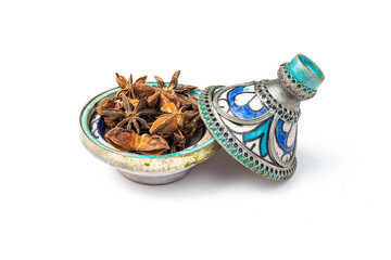 Start anise in a mini Moroccan tagine