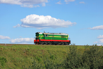 shunting locomotive returns to the depot	