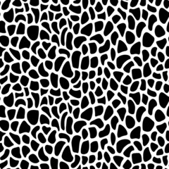 Full seamless leopard cheetah animal skin pattern. Black and white design for textile fabric printing. Suitable for fashion use.